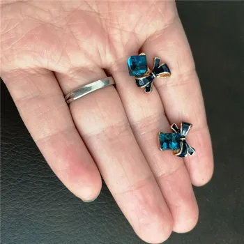 1 Parov Modra olje spustite kristalno kvadratnih stud uhani za ženske risanka srčkan kocka geometrijske trdno obliko uhan nakit darilo